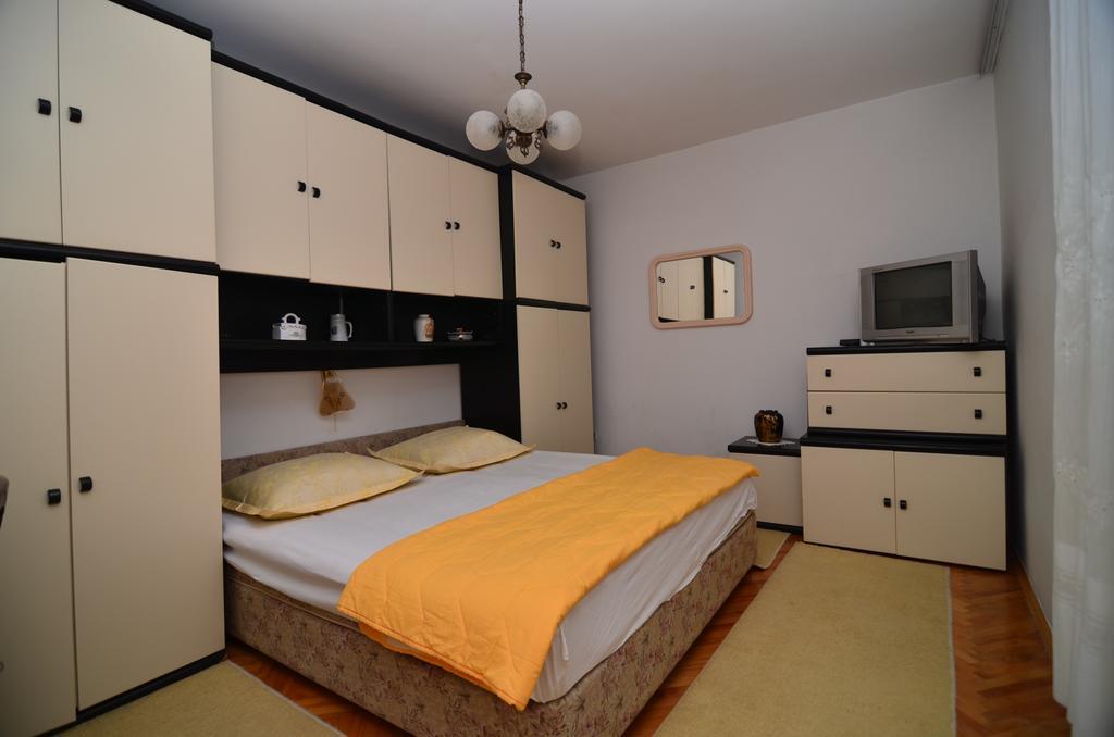 Mucic Apartments Makarska Exterior photo